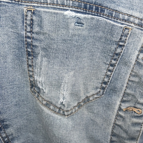 Ladies Distressed Denim Vest - Picture 2 of 7